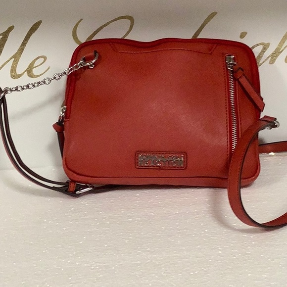 Kenneth Cole Reaction red crossbody purse - Picture 1 of 4